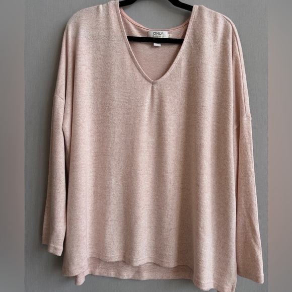 ONLY | Pastel Pink Tunic Top with Slits on Side - Picture 1 of 6